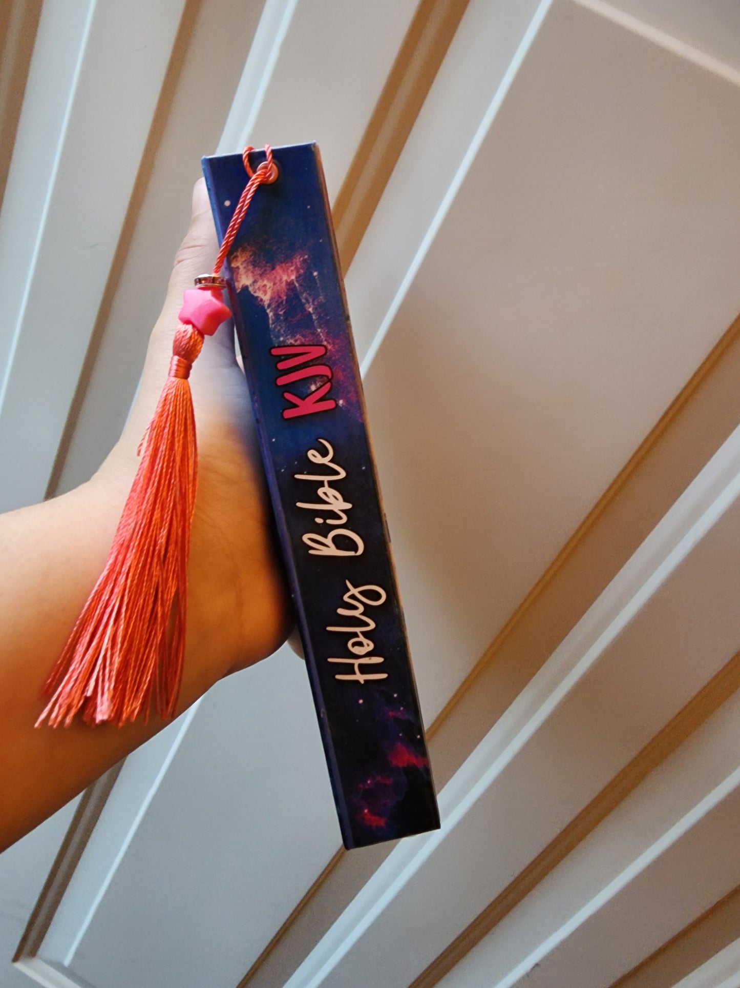 EN Bible | Lion of Judah  | Lion | KJV | Colorful