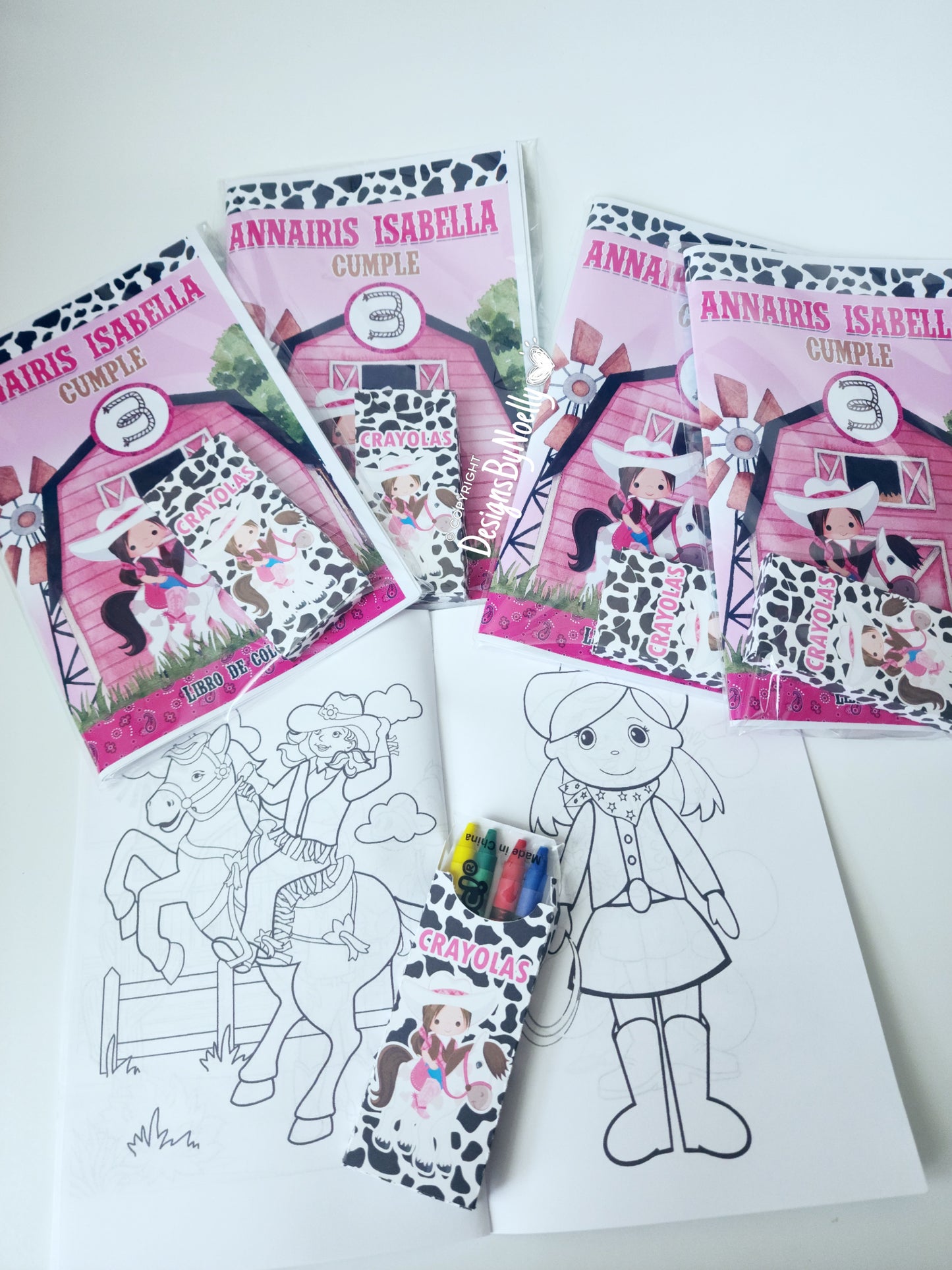 Coloring Books / Libros de Colorear