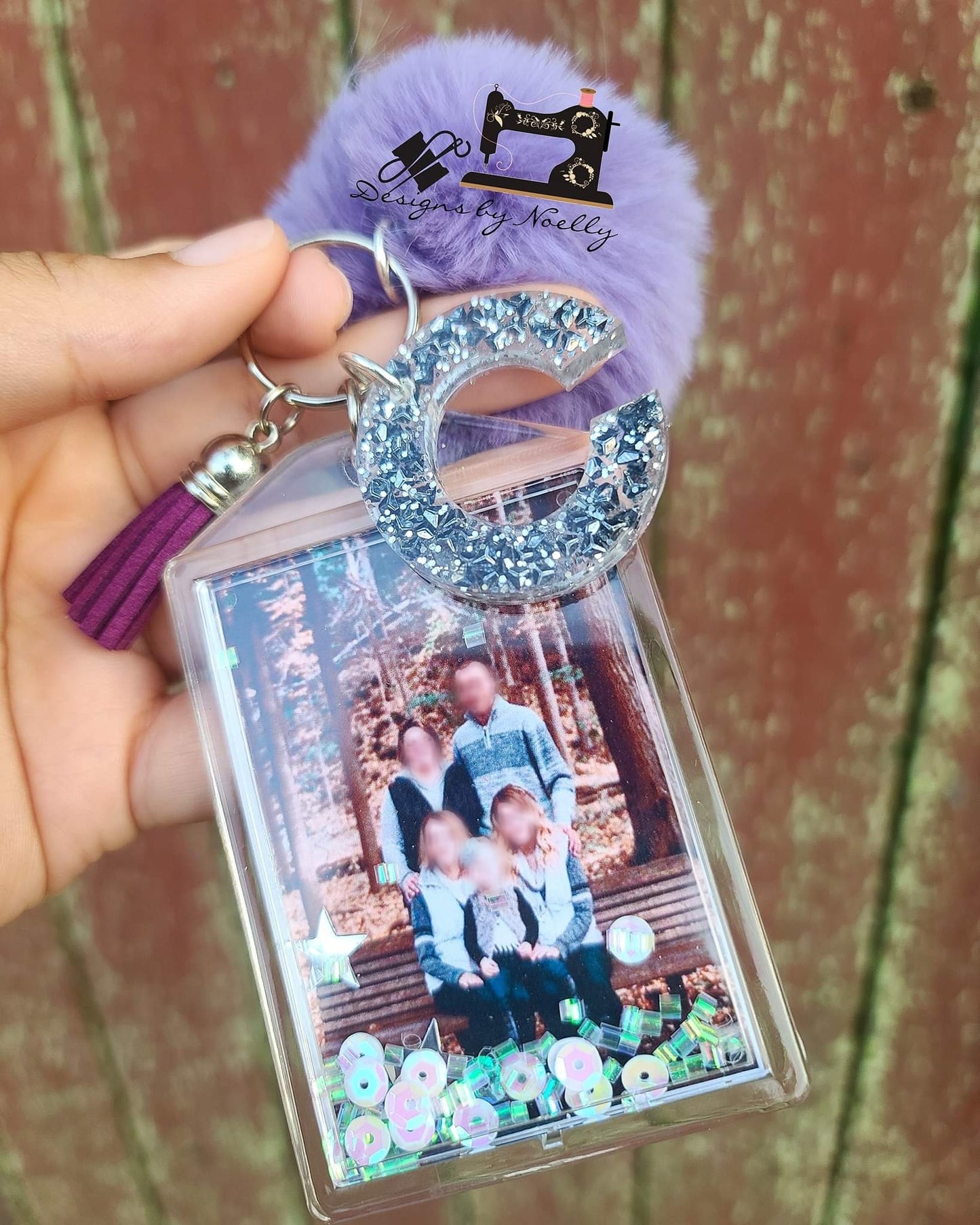 Custom Keychains / Llaveros Personalizados