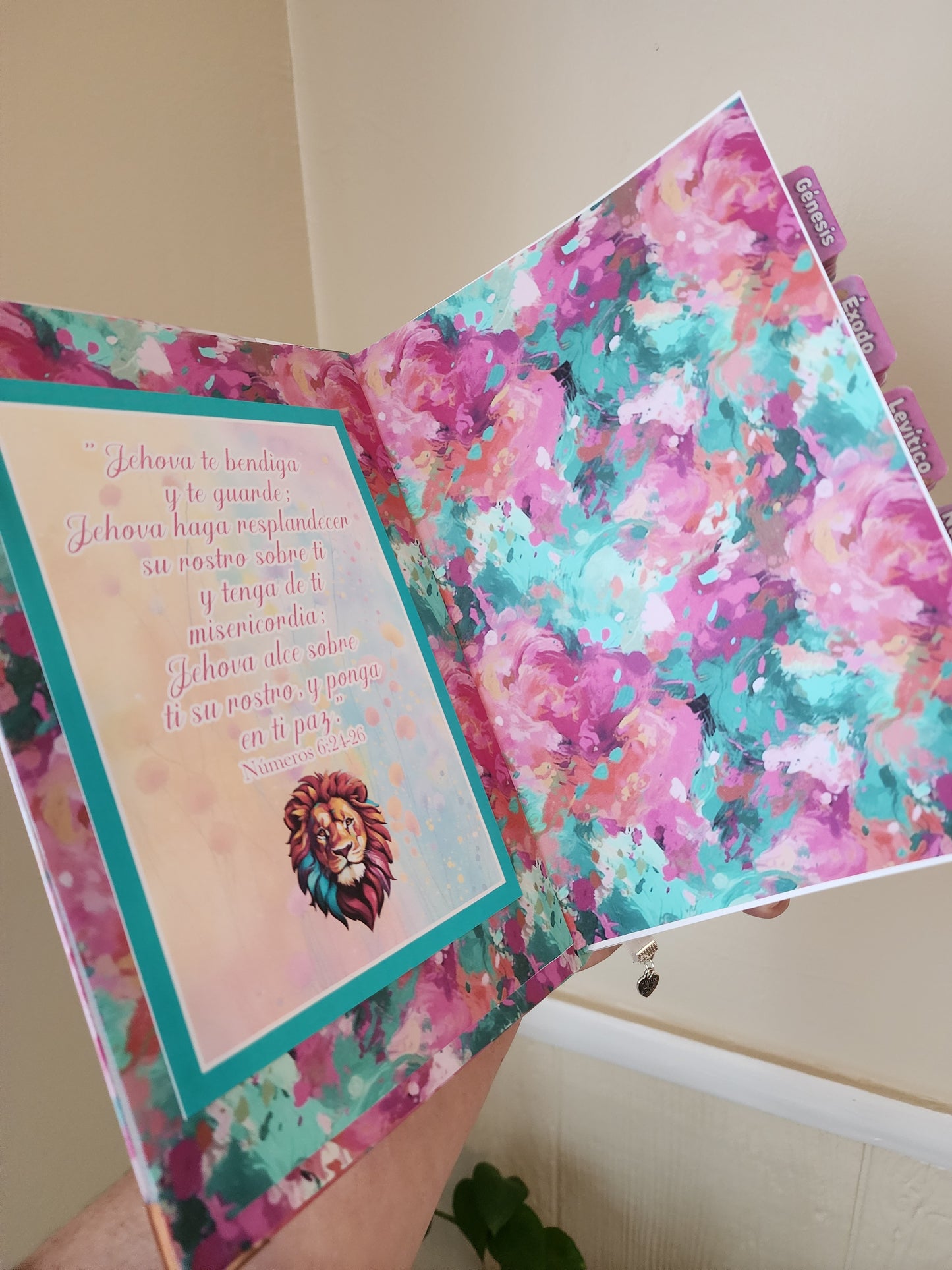 Biblia L-Floral // Lion of Judah  Letras Grandes